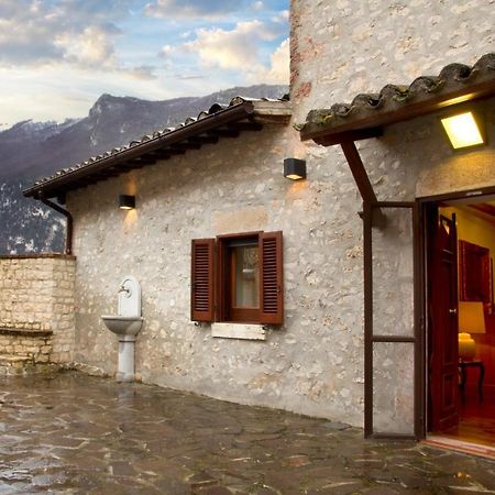 Villa Con Piscina "La Dogana Di Spoleto " Sant'Anatolia di Narco Exterior photo